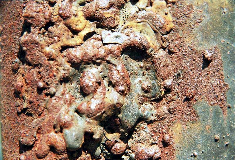 коррозия в бетоне.